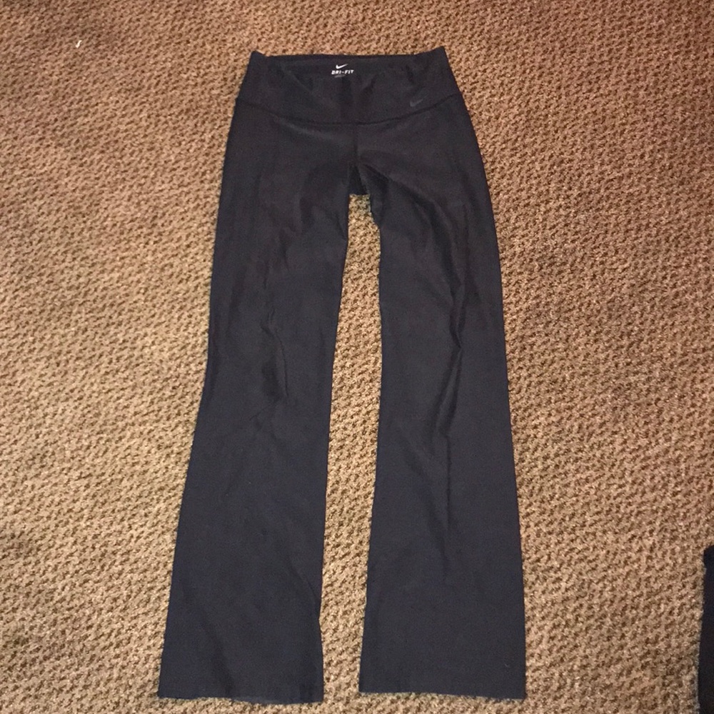 Nike Dri-Fit flare leggings